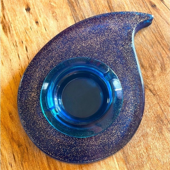 Vintage Retro Ashtray - Picture 1 of 9